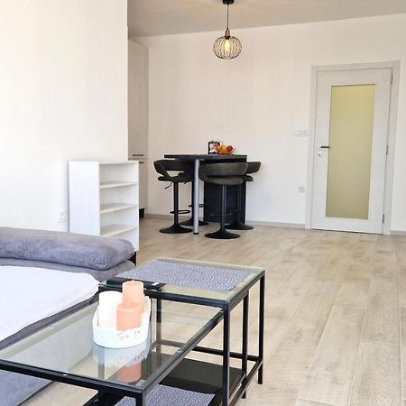 Apartment Lana Krk Town Exteriér fotografie