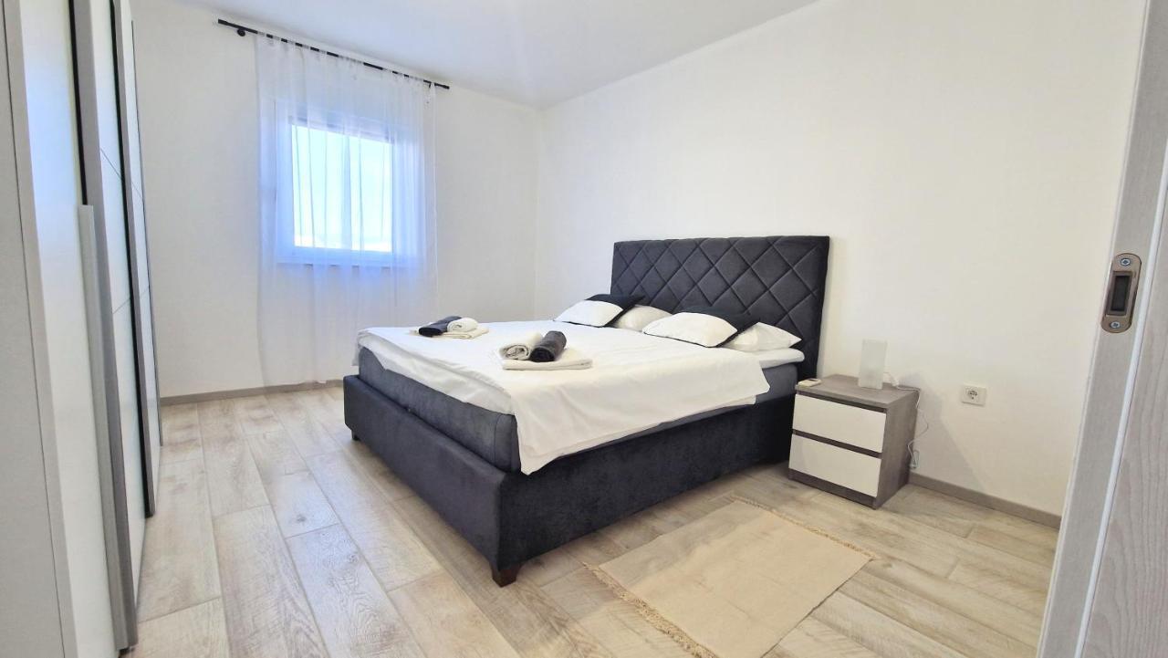 Apartment Lana Krk Town Exteriér fotografie